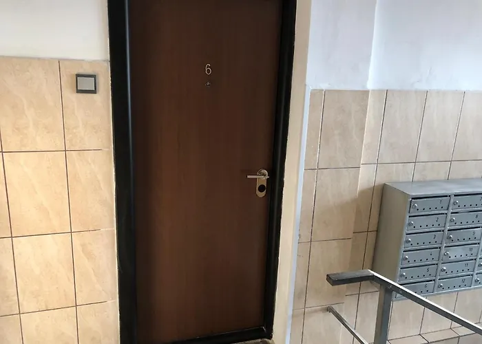 Апартаменти Jane House 2 *